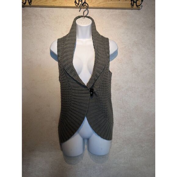 Maurices sweater vest cardigan size small - Picture 1 of 3